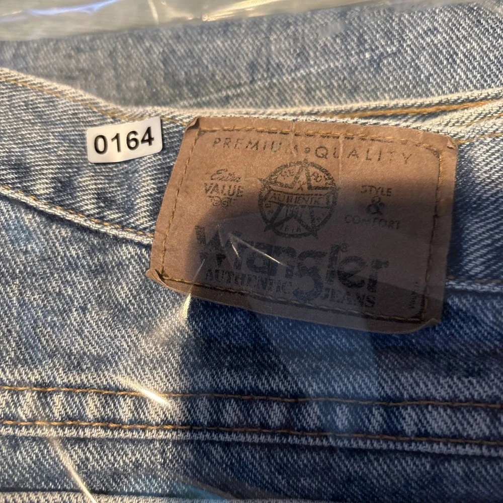Wrangler Authentic Jeans 16 Husky M Wash Straight Leg Denim 95ERUVW L382-022